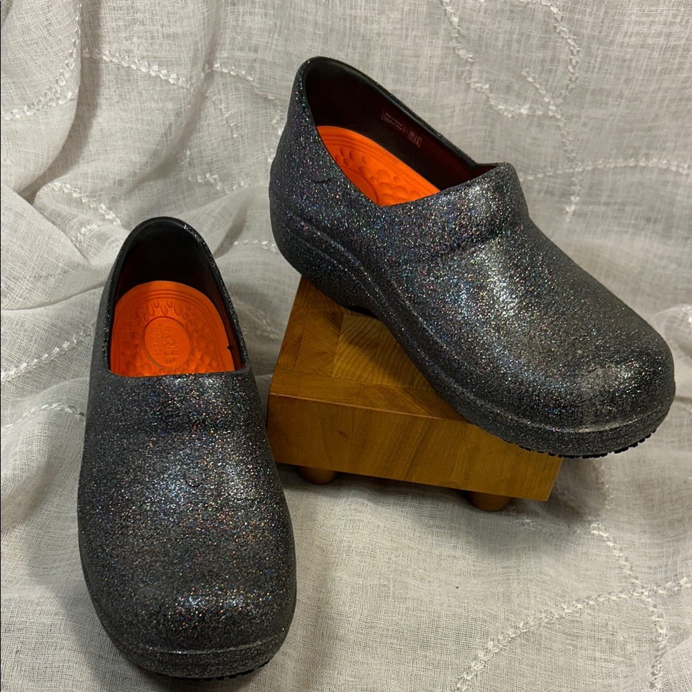 Crocs glittery shiny clogs